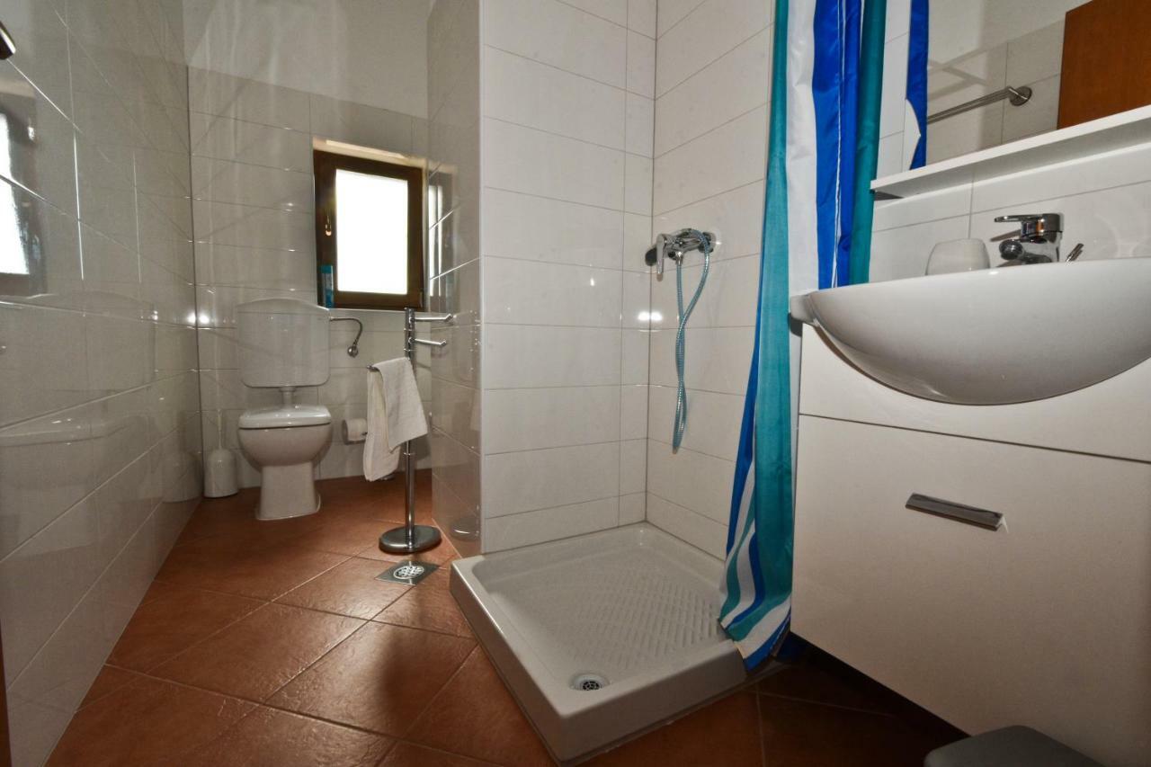 Rooms Agroturizam Romano Buje Luaran gambar