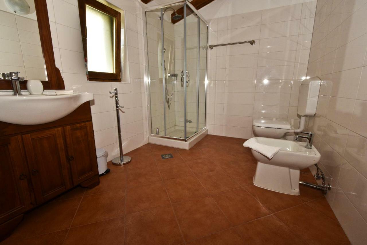 Rooms Agroturizam Romano Buje Luaran gambar